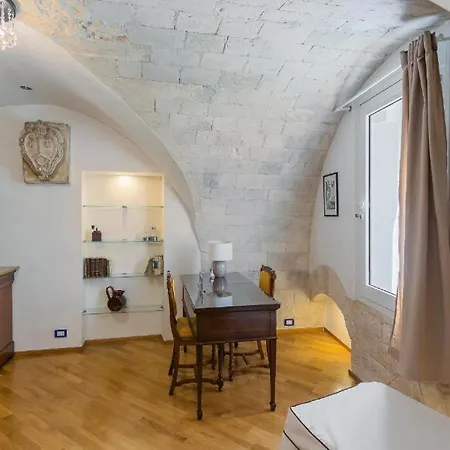 Palazzo Di Citta Vakantiehuis Bari