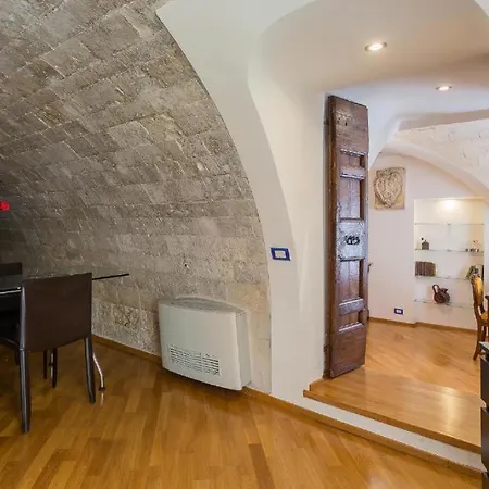 Palazzo Di Citta Bari