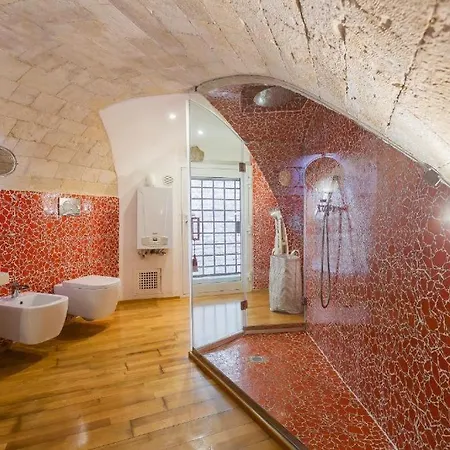 Palazzo Di Citta Tatil Evi Bari